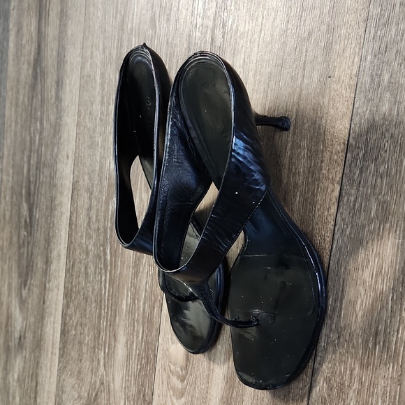 Prada Minimalist Classic Black Leather Thong Sandal Slip On Heels Size 3… - Picture 3 of 15